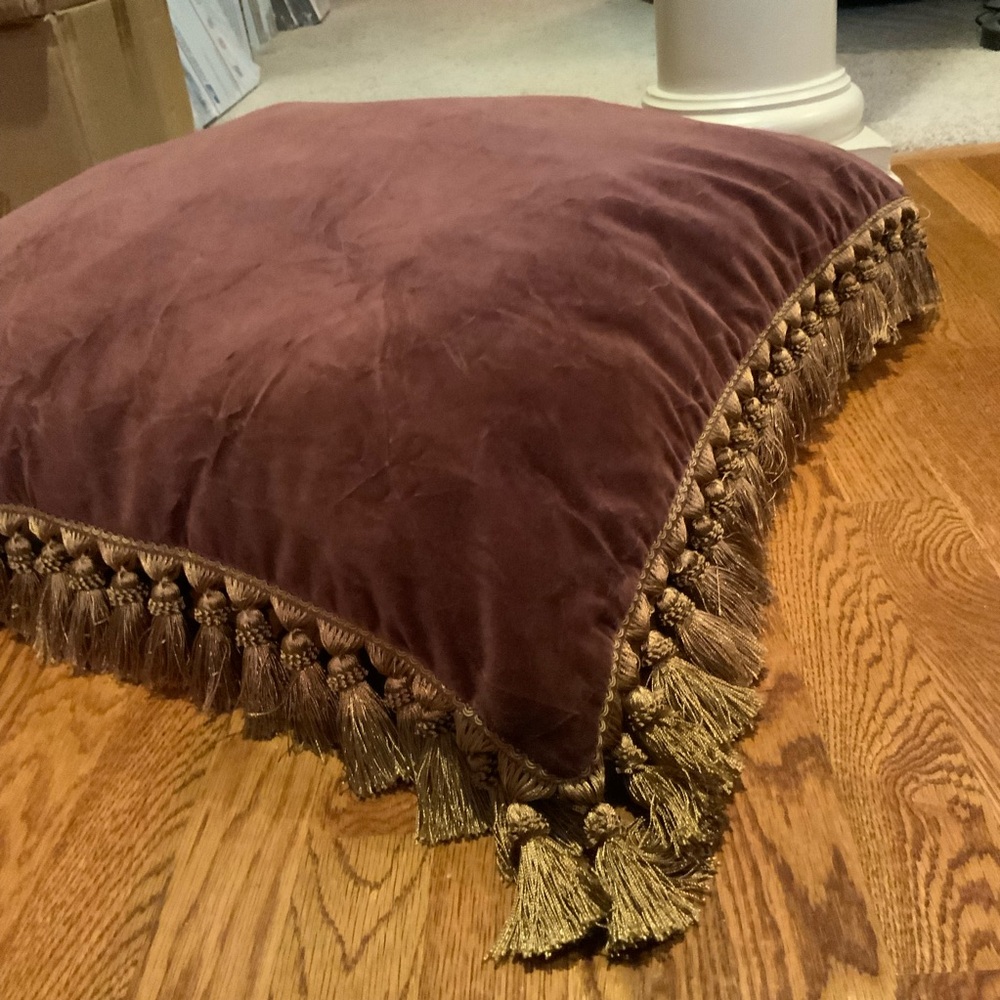 Chris Madden Pillow 26 x 26 Faux Satin and Velvet Tassel Square Nice Quality